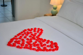 Romantic and Elegant 2-room apartment Wuppertal City Center Love Suite